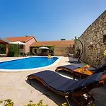 Feriehus Family Friendly House With A Swimming Pool Benkovac, Zagora - 25209