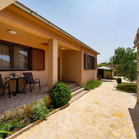 Family Friendly House With A Swimming Pool Benkovac, Zagora - 25209 Benkovac