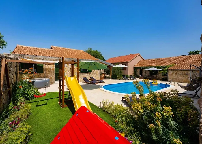 Family Friendly House With A Swimming Pool Benkovac, Zagora - 25209 Holiday home