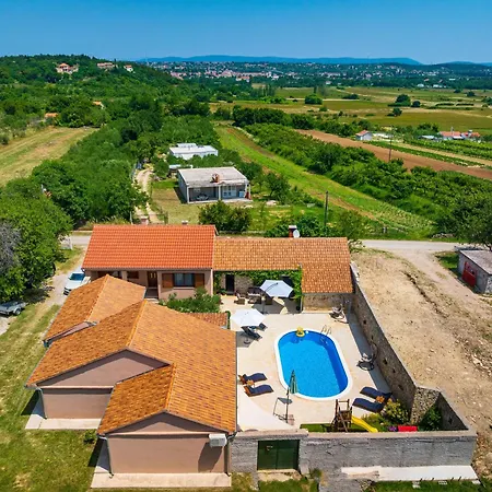 Family Friendly House With A Swimming Pool Benkovac, Zagora - 25209 Дом отдыха *