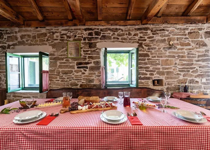 Family Friendly House With A Swimming Pool Benkovac, Zagora - 25209 Дом отдыха