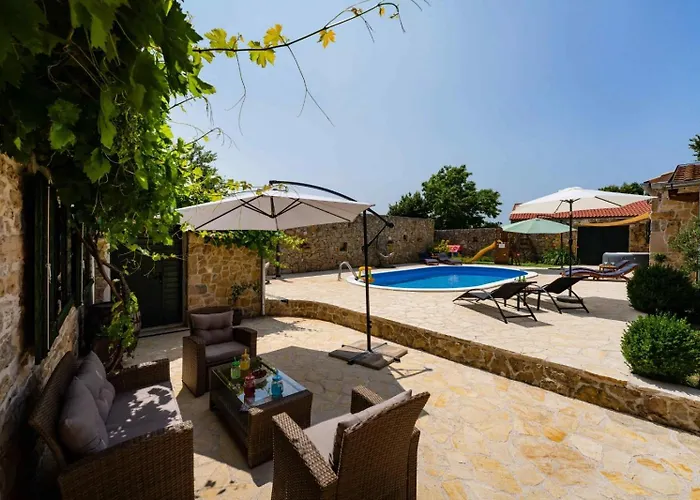 Family Friendly House With A Swimming Pool Benkovac, Zagora - 25209 Дом отдыха