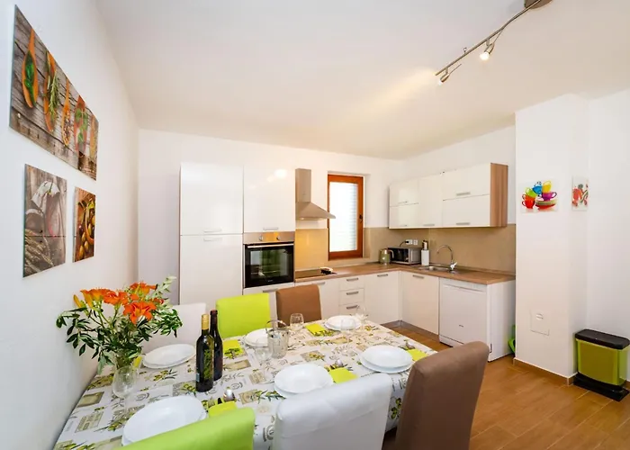 Family Friendly House With A Swimming Pool Benkovac, Zagora - 25209 Дом отдыха *